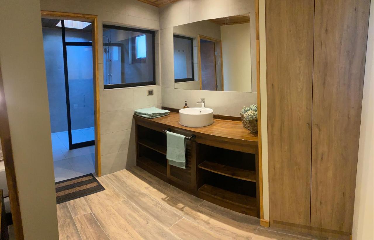 Motel Los Robles Τεμούκο Εξωτερικό φωτογραφία